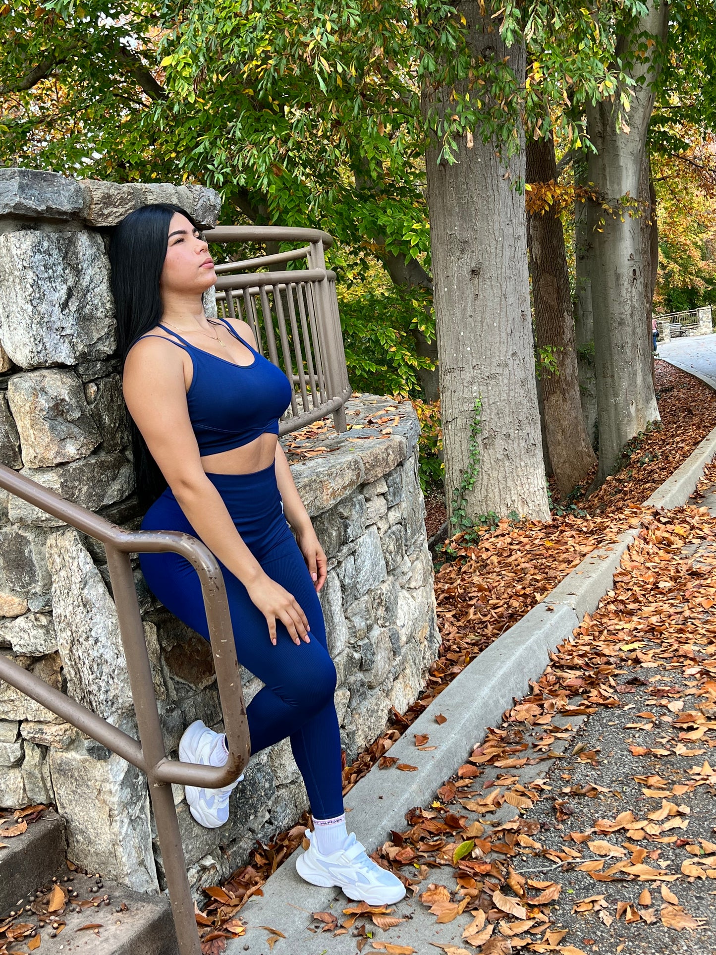 Conjunto Deportivo Azul Eléctrico