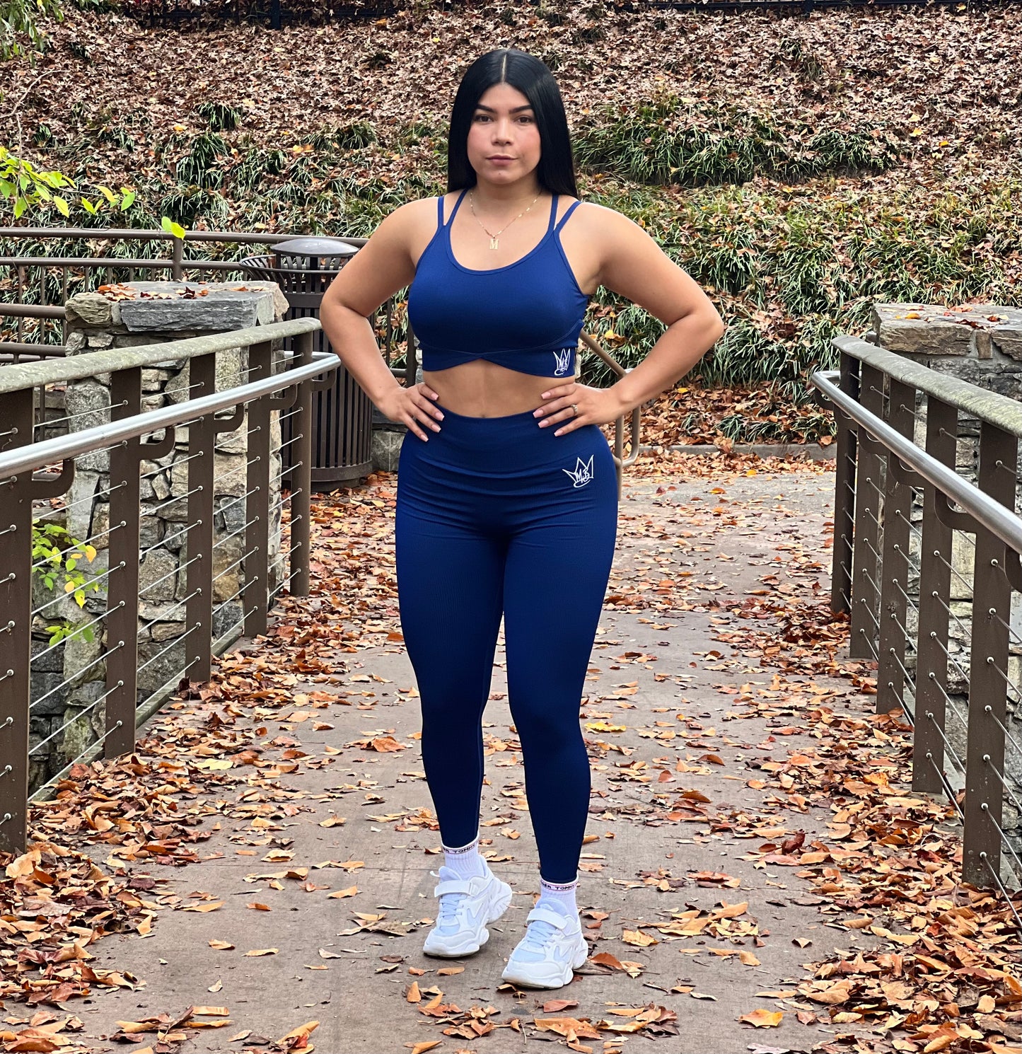 Conjunto Deportivo Azul Eléctrico