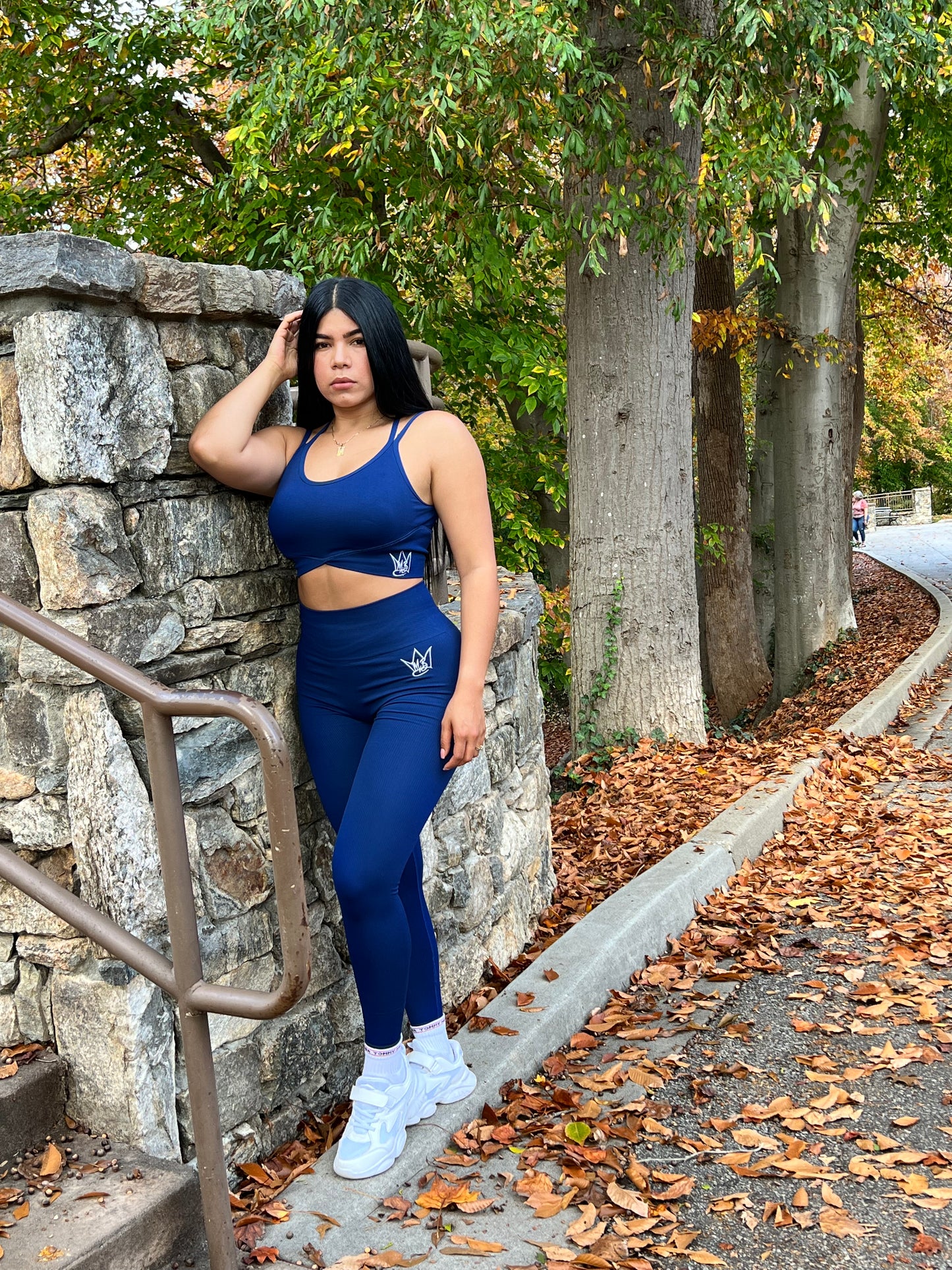Conjunto Deportivo Azul Eléctrico
